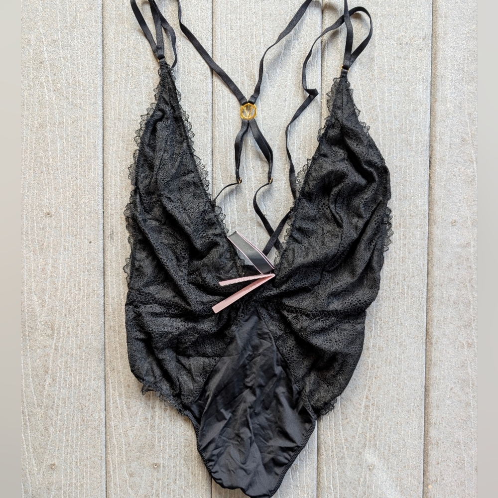 VS Lingerie Black